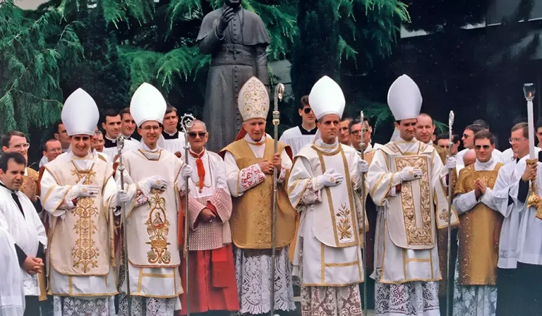 Sagrações de Dom Lefebvre